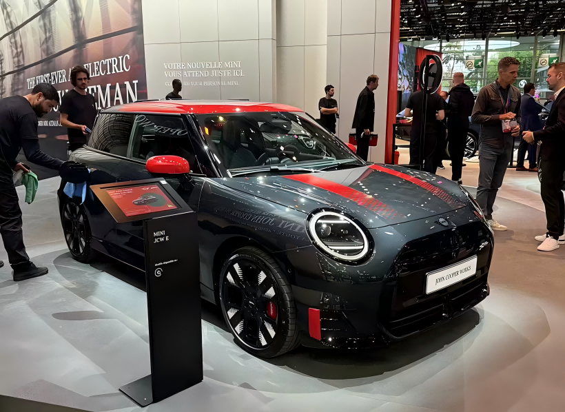 Mini Cooper de la Chine, Aceman JCW pour le lancement